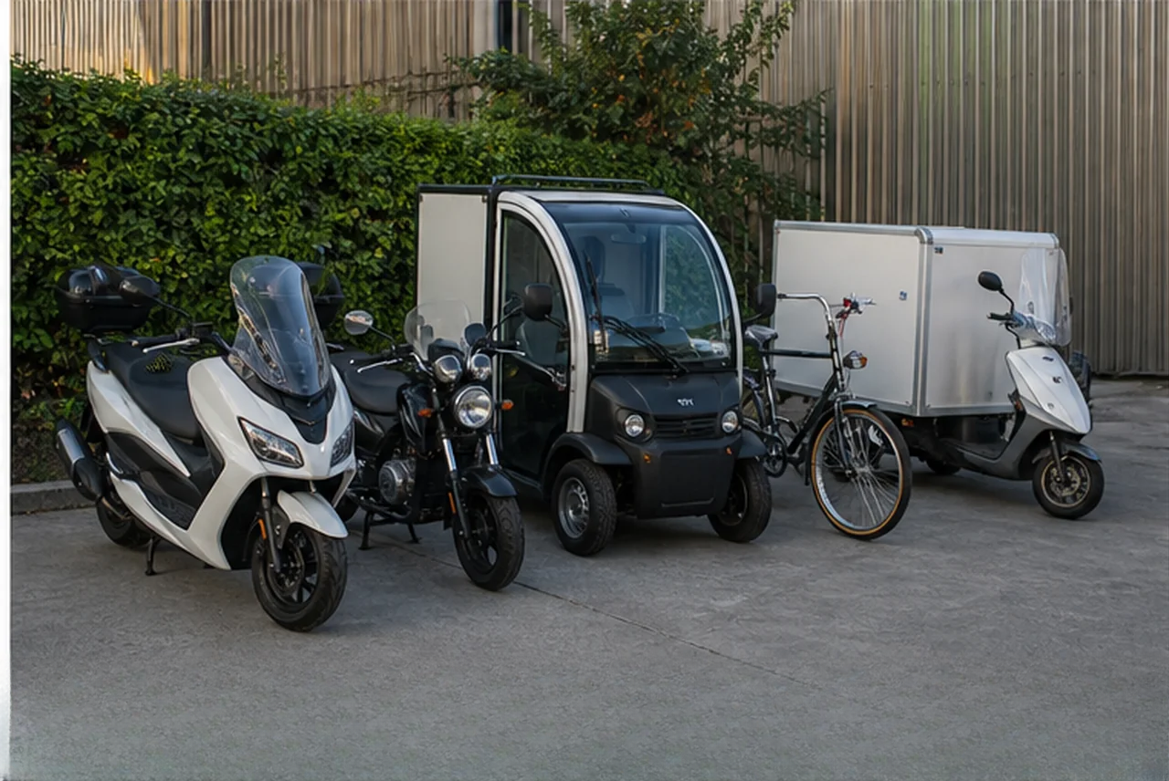 Scooters and light vehicles prepared for a consistent tracking baseline